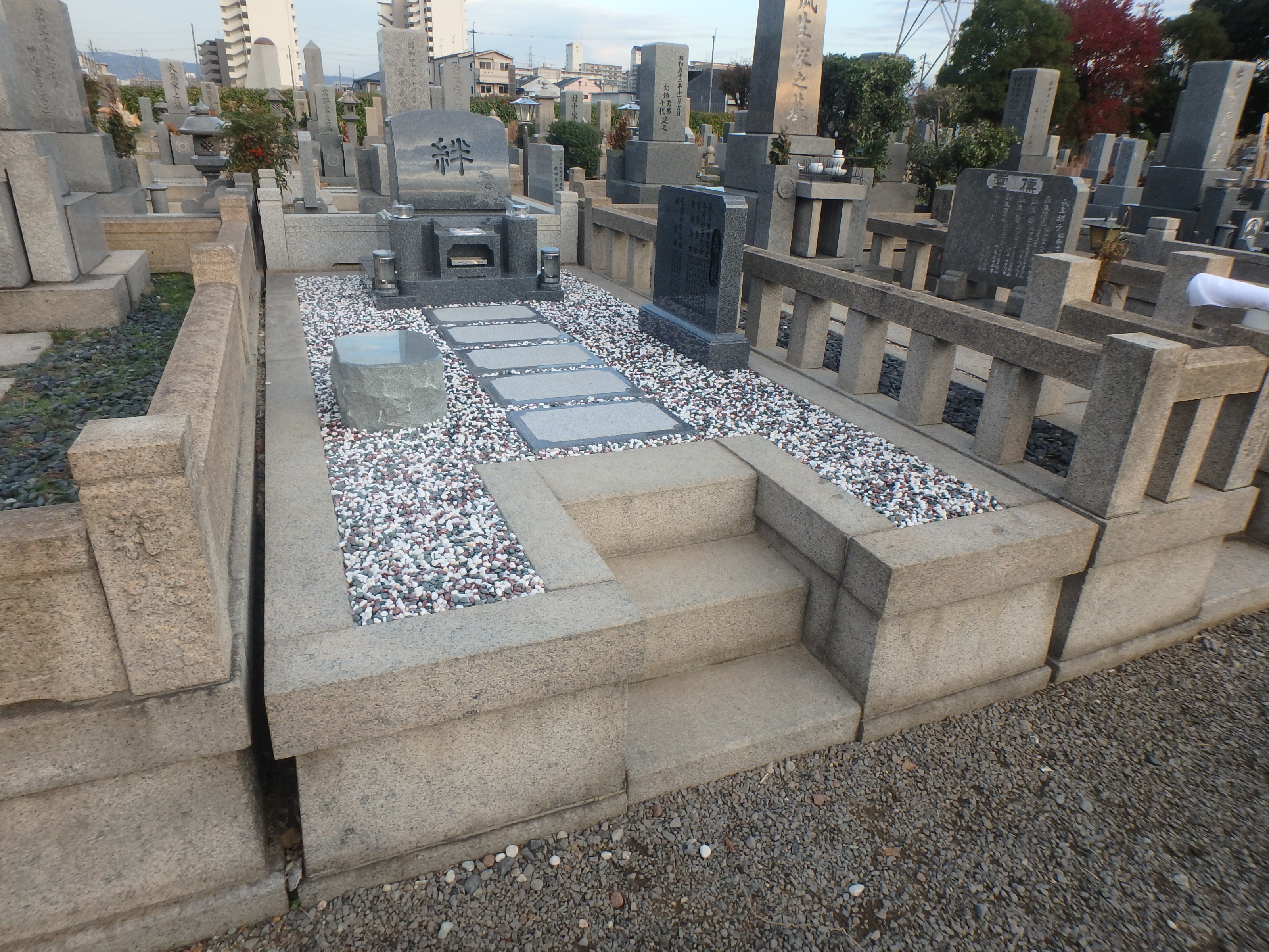 洋型墓石施工例/大阪市瓜破霊園3-37のAfter画像
