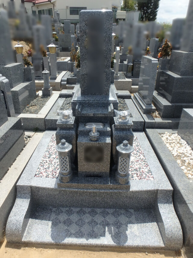 和泉市 和泉墓地 佐賀県産天山石 特級 銀剛 洋型墓石