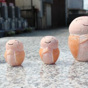 お墓の石のお値段について。